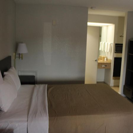 Vip Inn And Suites ฮันต์สวิลล์ ภายนอก รูปภาพ